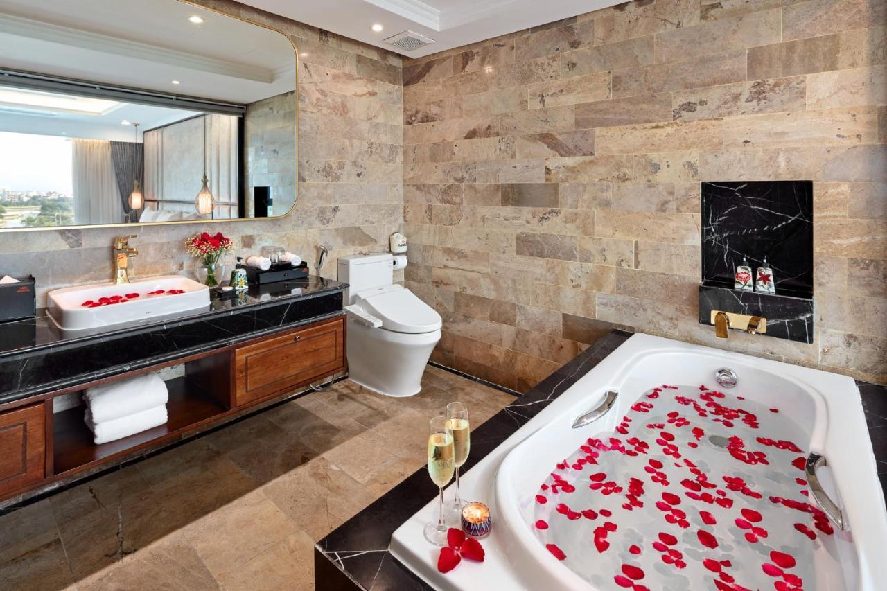Ravatel Luxury Hotel Bac Giang Екстер'єр фото